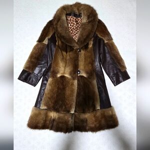 #2 Stylish Muskrat and Leather Ladies 3/4 Length Fur Coat